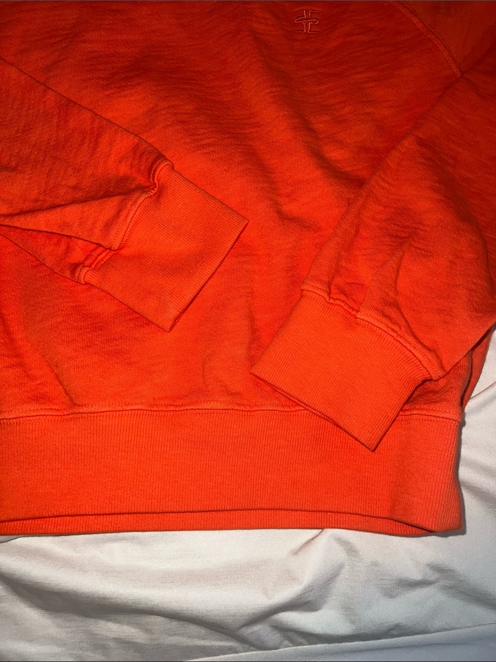 Eterne Raglan Sweatshirt - Picture 6 of 13
